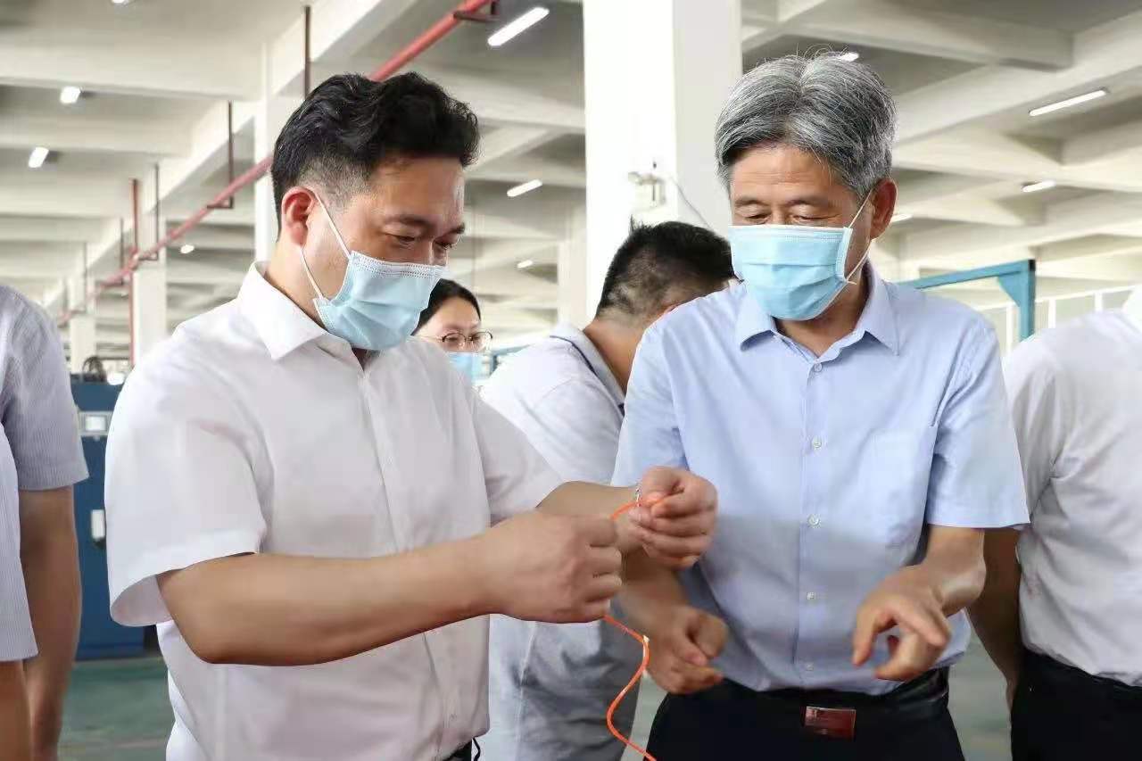 Le secrétaire Hu Yongjun du comité du district de Chongchuan a enquêté sur notre entreprise